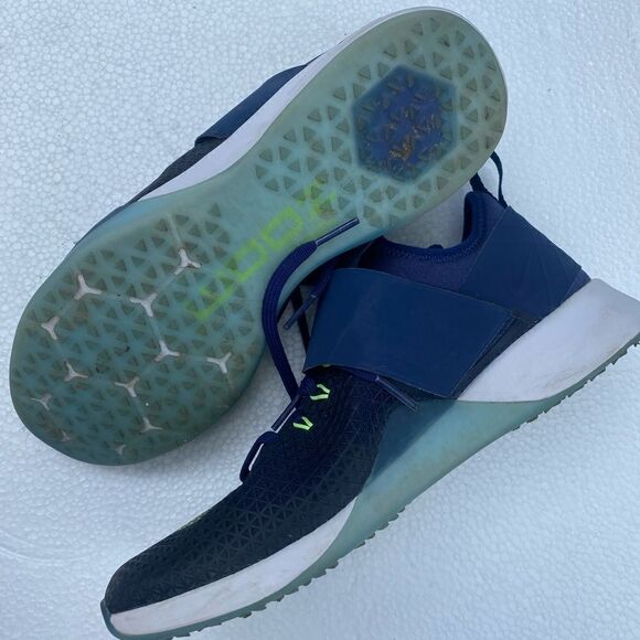 Nike Sz 7.5 athletic sneakers - Picture 5 of 5